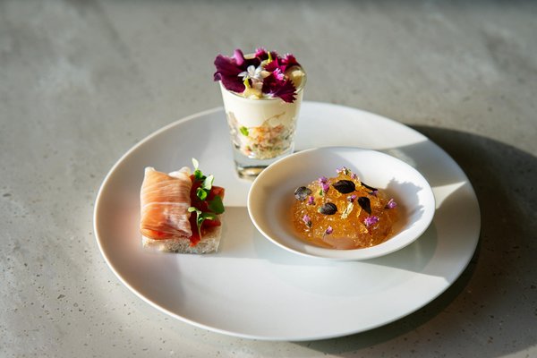 Transform your slim uk kitchen with distinctive and personalized décor ideas